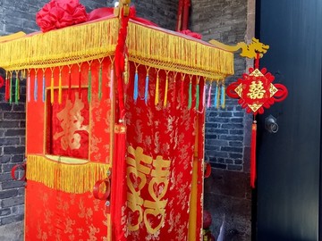 傳統(tǒng)婚慶場景