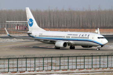 廈門航空公司飛機滑行