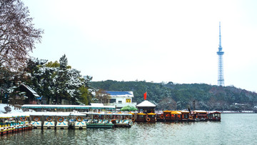 公園雪景
