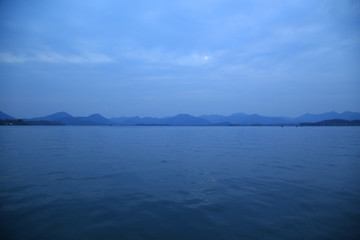 杭州西湖山水裝飾畫(huà)
