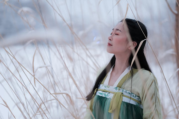 雪景漢服