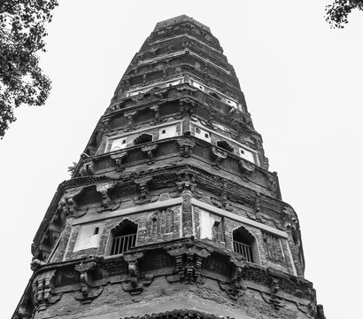 虎丘斜塔