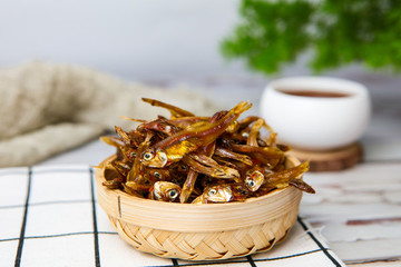 小魚干