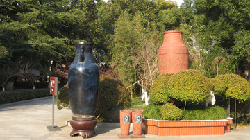 景德鎮(zhèn)陶瓷藝術(shù)品