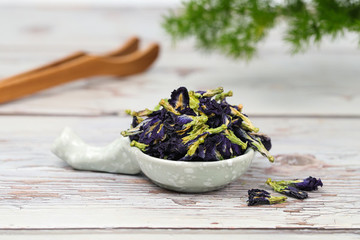 蝶豆花