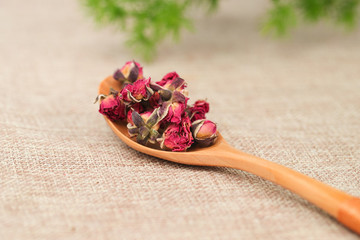 金邊玫瑰花茶