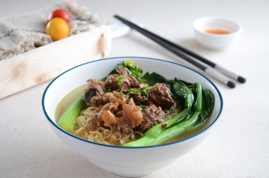 港式牛腩湯面