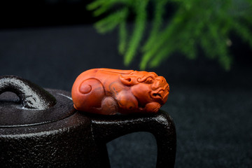 南紅吊墜