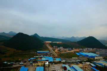 山區(qū)建設(shè)