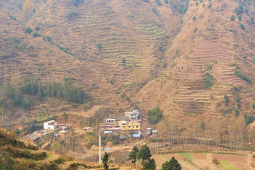 山村