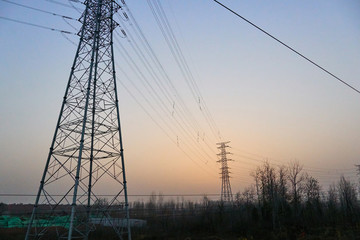 高壓電網(wǎng)