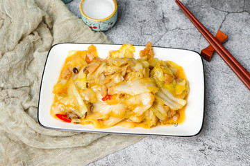 包菜炒肉
