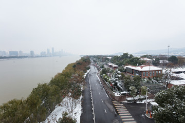 雪景湘江橘子洲
