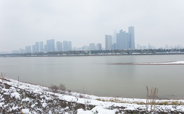 雪景湘江橘子洲