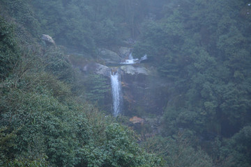 云霧廬山
