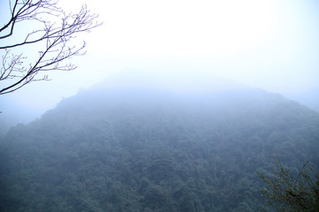 云霧廬山