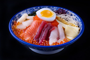 日式海鮮刺身蓋飯