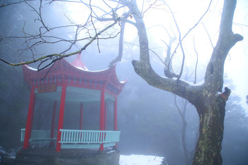 云霧廬山