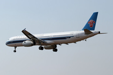 南方航空飛機降落