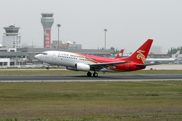 合肥駱崗機場飛機起飛