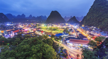 陽(yáng)朔縣城夜景