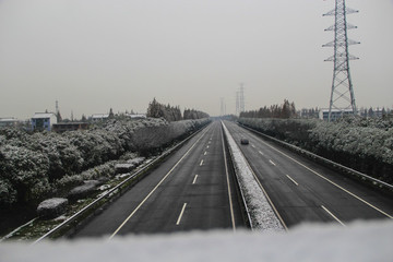 清晨冬雪