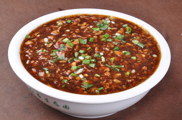 鹵肉豆花