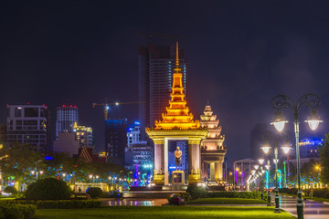 柬埔寨金邊獨(dú)立廣場(chǎng)夜景