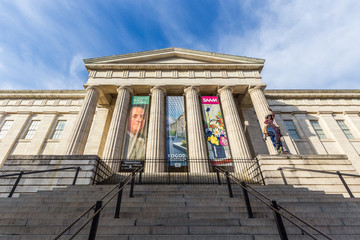 華盛頓國(guó)家肖像館展館建筑