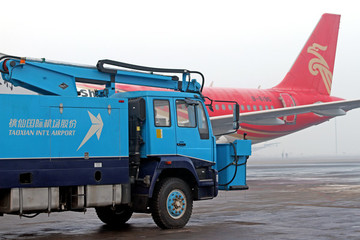 飛機除冰車