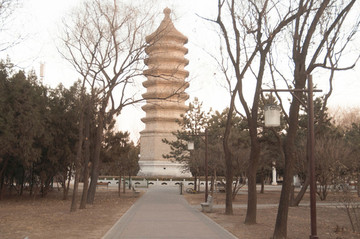 古塔公園