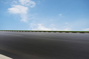 公路道路和天空云彩景觀
