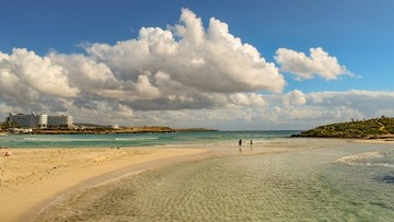 海闊天空