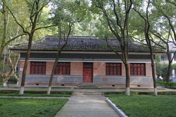 校園風(fēng)光