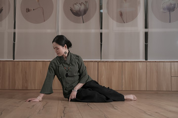 室內(nèi)人像