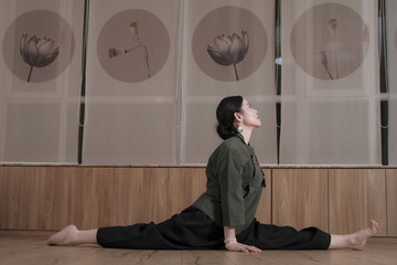室內(nèi)人像
