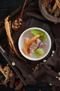 人參養(yǎng)生湯