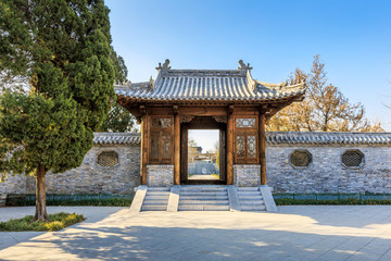 中式門樓園林墻