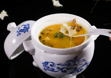 翅湯野米鱈魚(yú)蠱