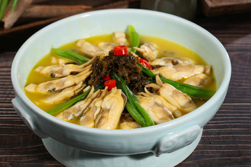 手捏菜地衣燒蟶肉