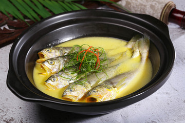 黃油黃魚煲
