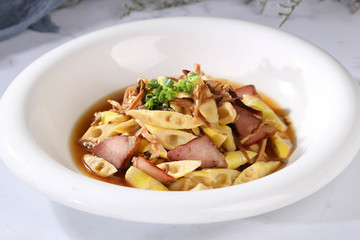 筍夫菜臘肉煮時筍