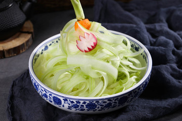 撈汁西芹片