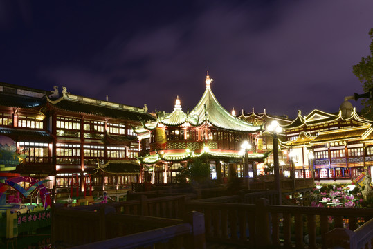 上海豫園的九曲橋