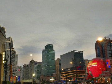 月夜城市景
