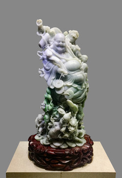 翡翠雕刻彌勒菩薩