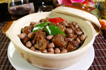 豬尾煲