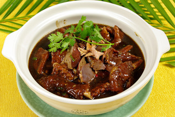黑椒鵝三寶
