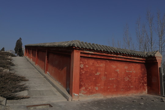 紅墻青瓦