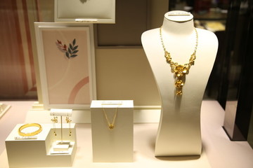 金店櫥窗展示